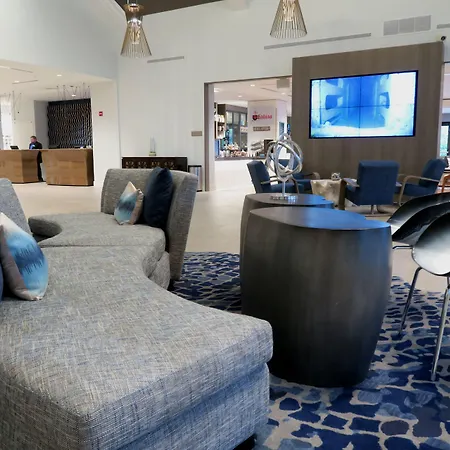 Renaissance Fort Lauderdale Cruise Port Hotel-3