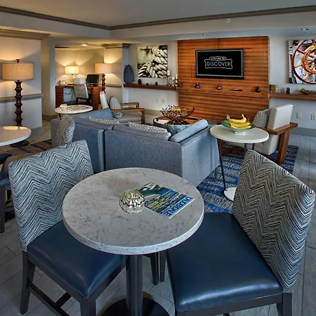 Renaissance Fort Lauderdale Cruise Port Hotel-2