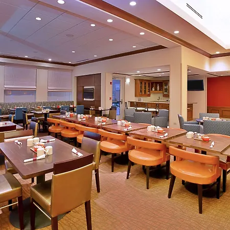 Hilton Garden Inn Chicago/Midway Airport-3