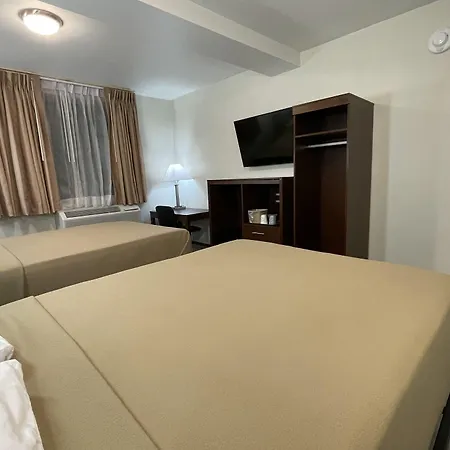 Hotel 369 Brooklyn-3